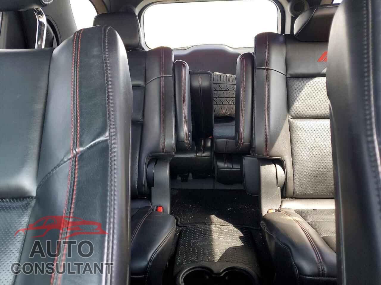DODGE DURANGO 2023 - 1C4SDJCT7PC657637