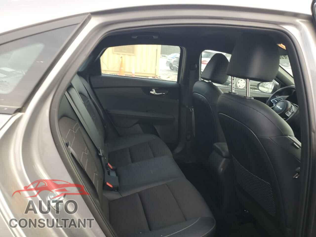 KIA FORTE 2023 - 3KPF54AD2PE679727