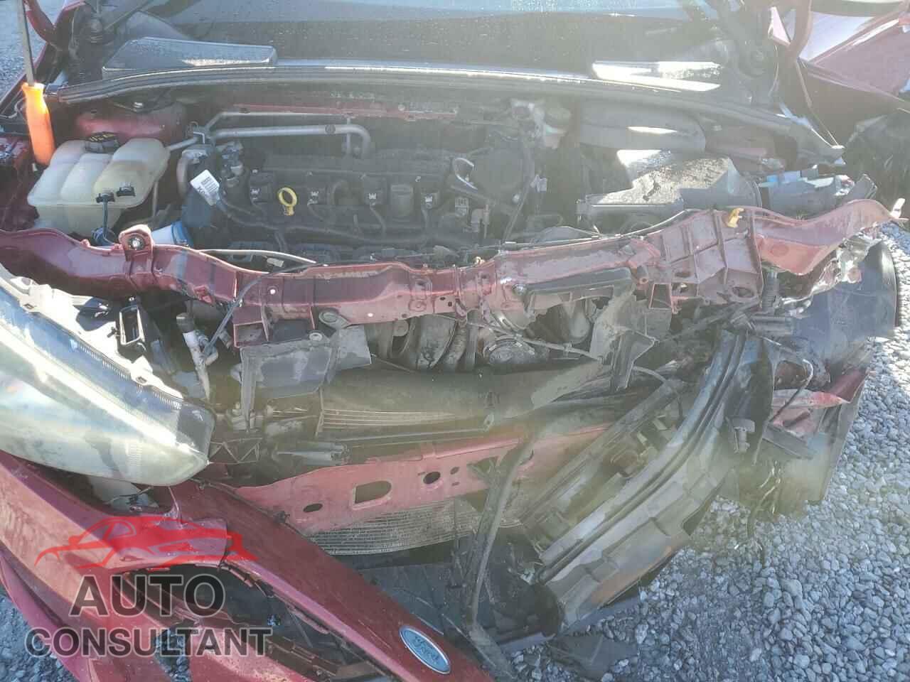 FORD FOCUS 2015 - 1FADP3F27FL279841