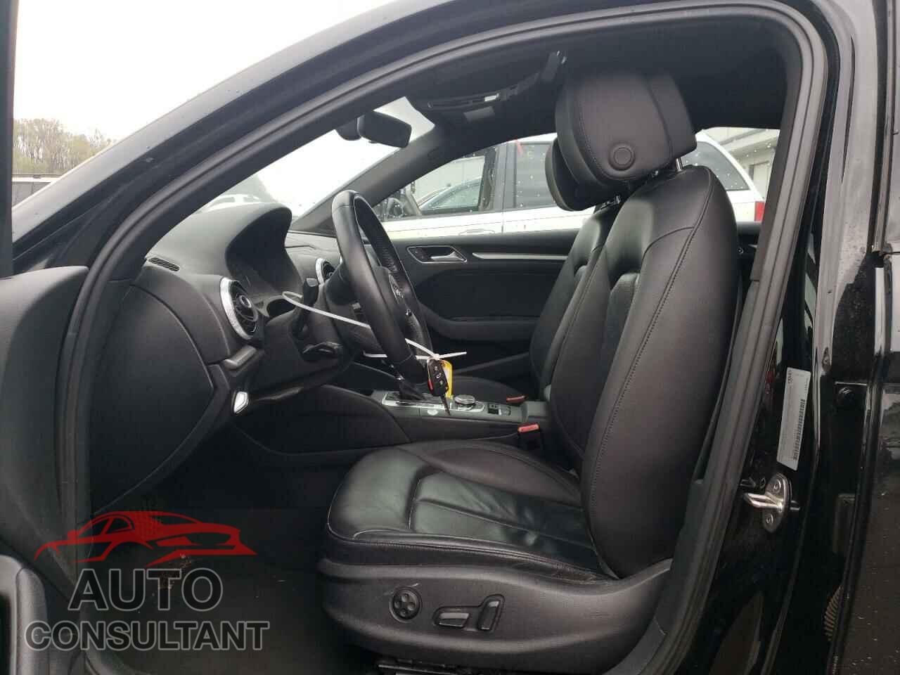 AUDI A3 2017 - WAUB8GFF9H1009272