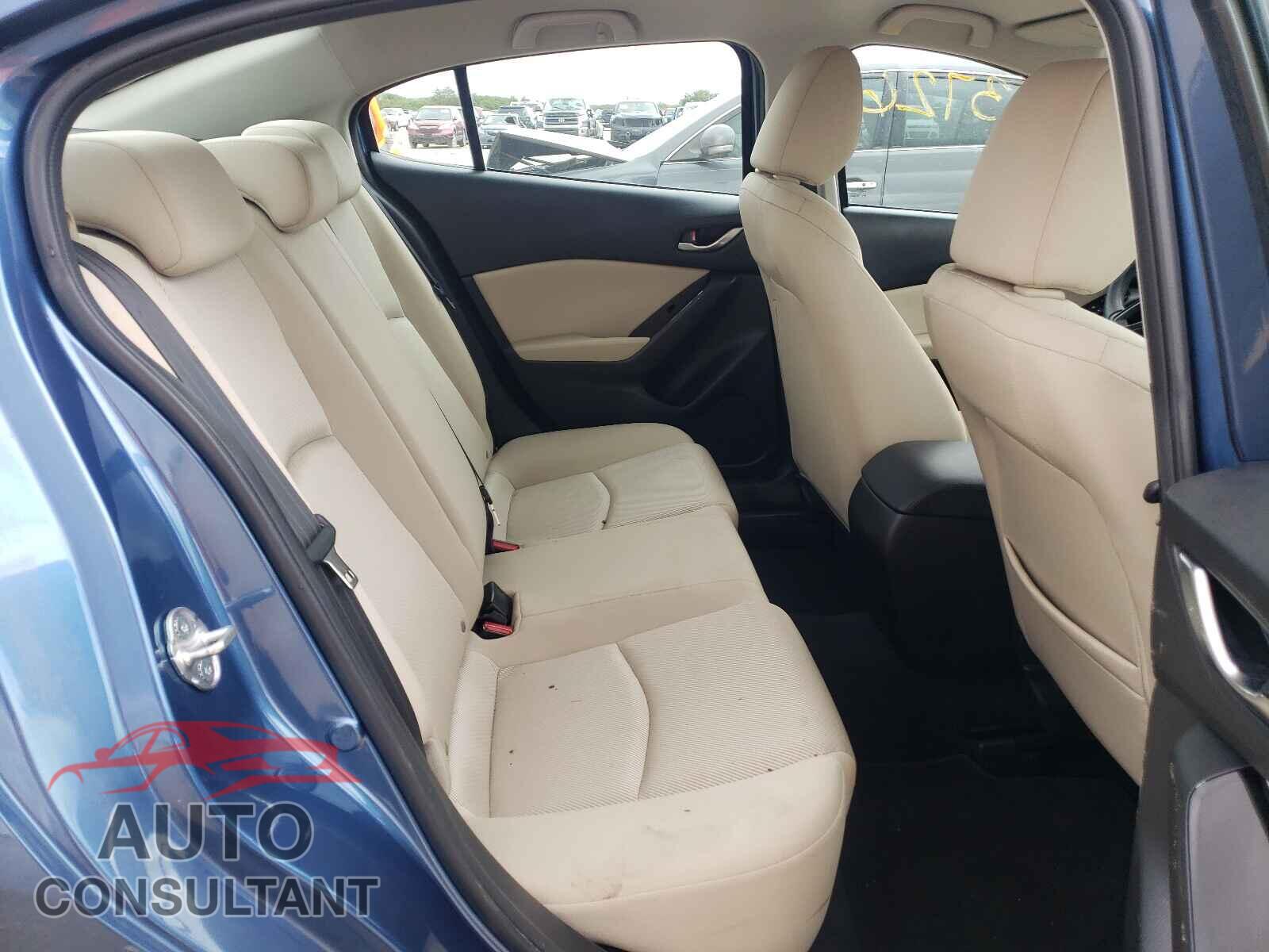 MAZDA 3 2017 - 3MZBN1U72HM100209