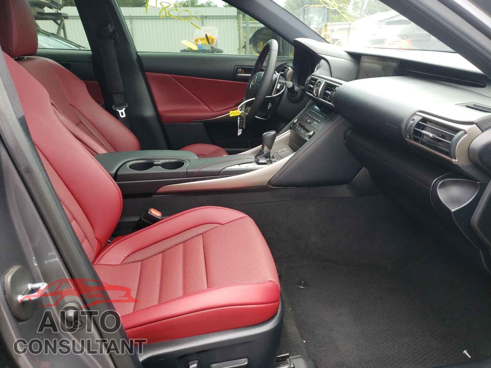 LEXUS IS 2019 - JTHBA1D21K5094028