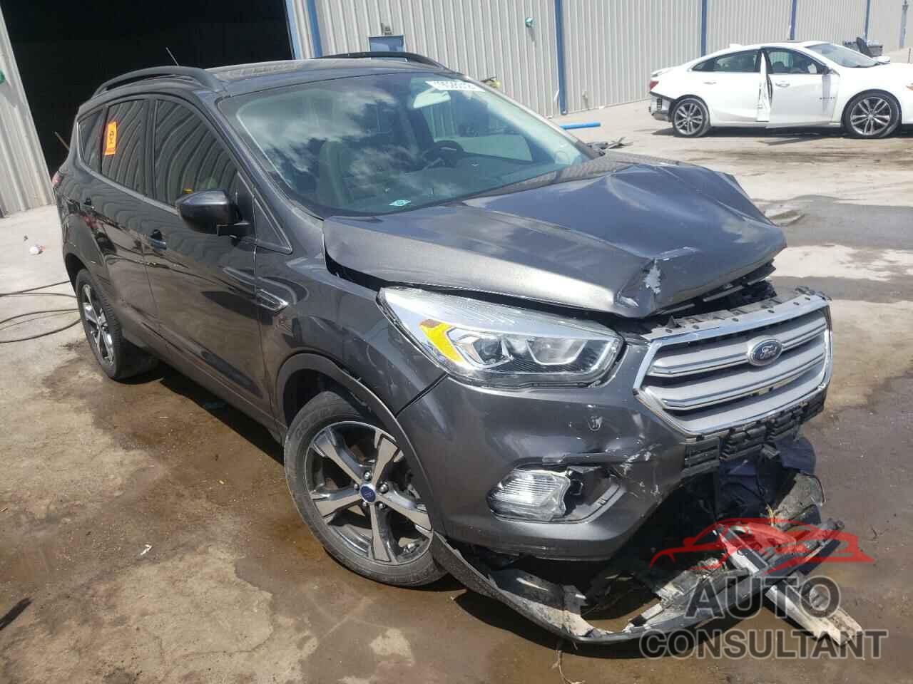 FORD ESCAPE 2017 - 1FMCU0GD2HUB73965