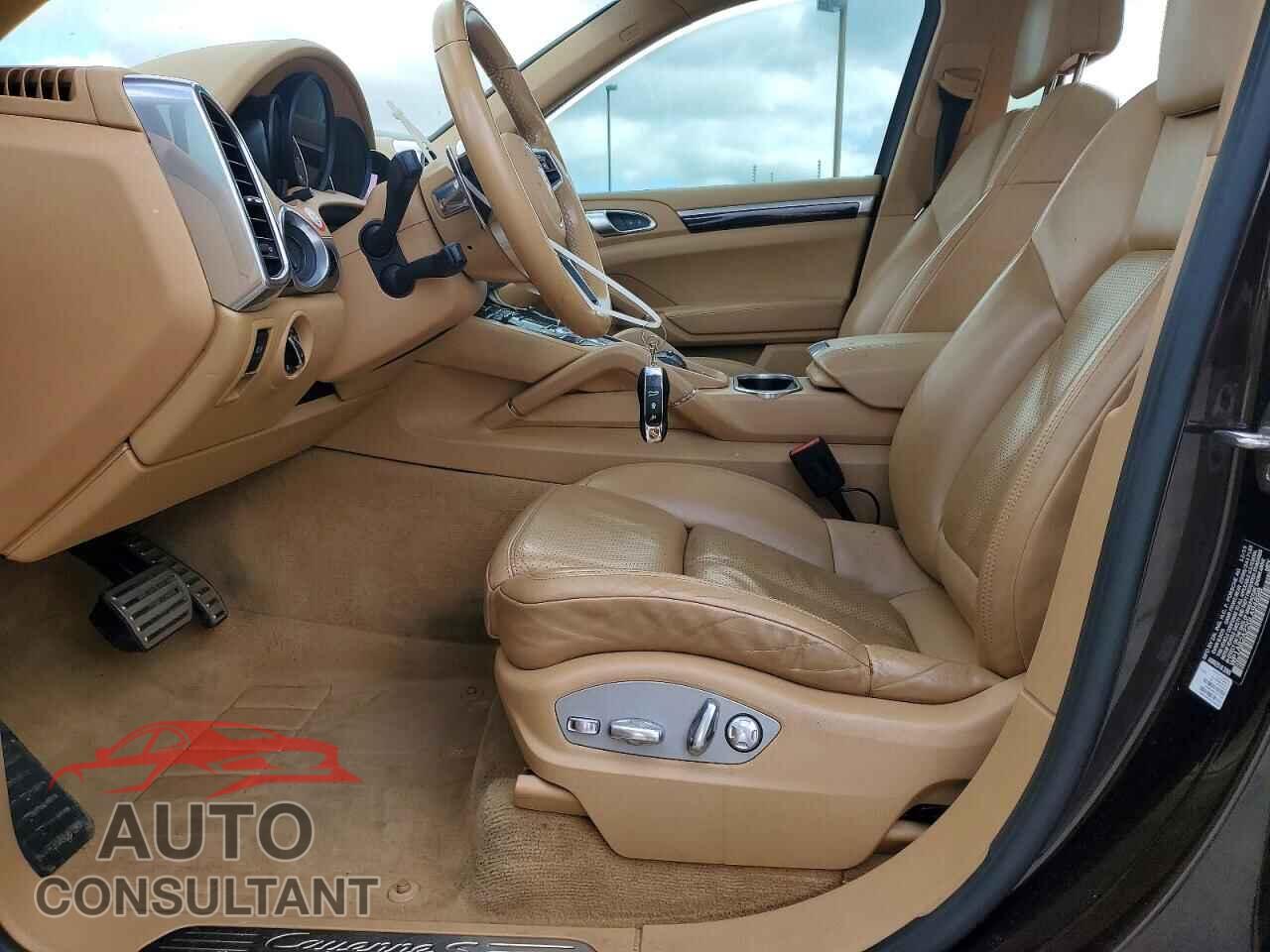 PORSCHE CAYENNE 2016 - WP1AB2A22GLA94898