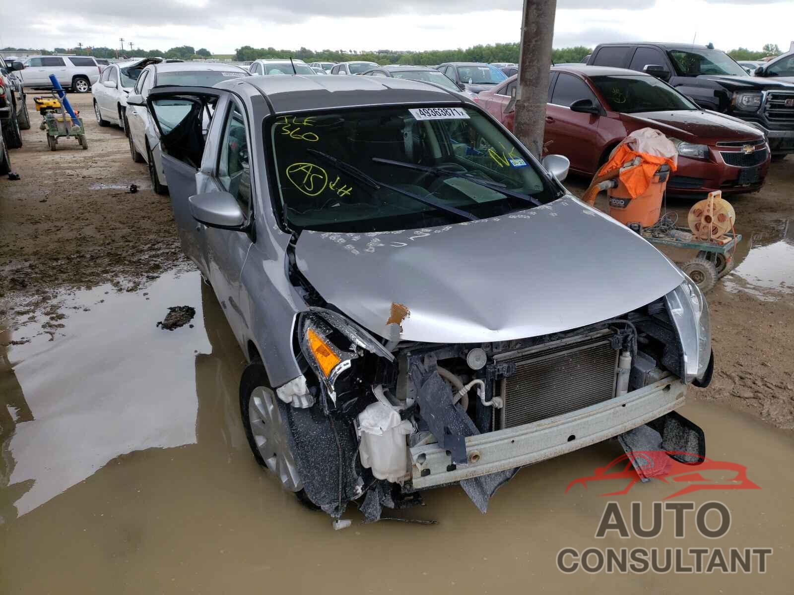 NISSAN VERSA 2017 - 3N1CN7AP0HL861795