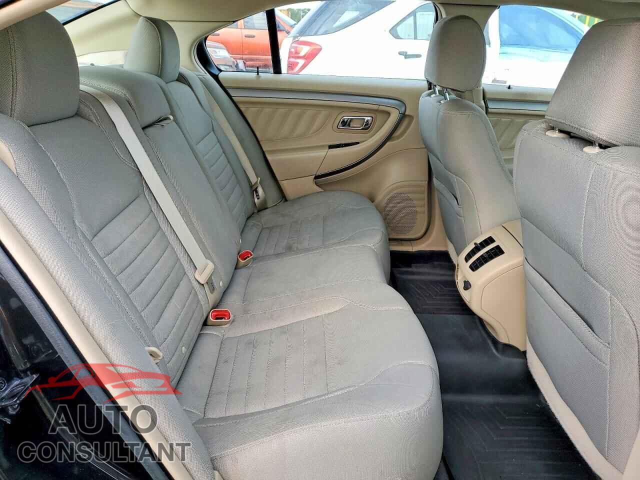 FORD TAURUS 2015 - 1FAHP2D86FG110647