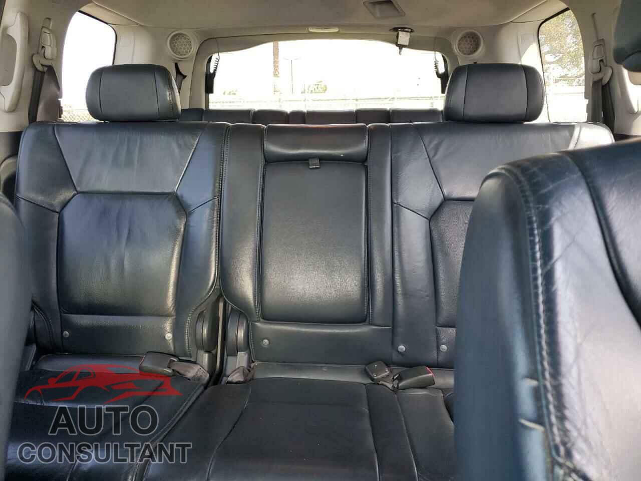 HONDA PILOT 2009 - 5FNYF48659B013679