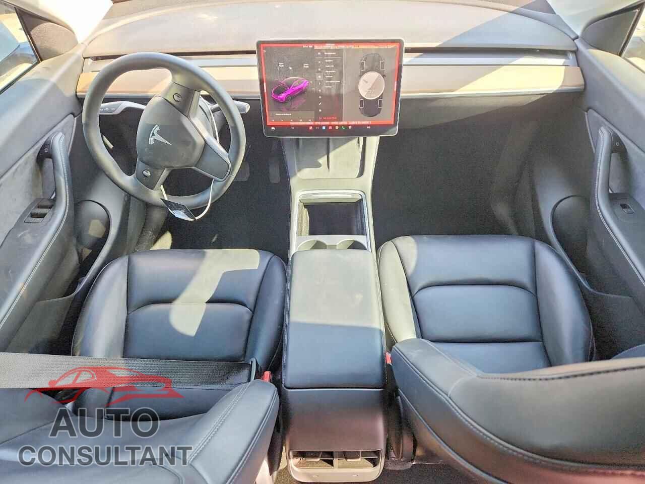 TESLA MODEL Y 2022 - 7SAYGDEE8NF398838