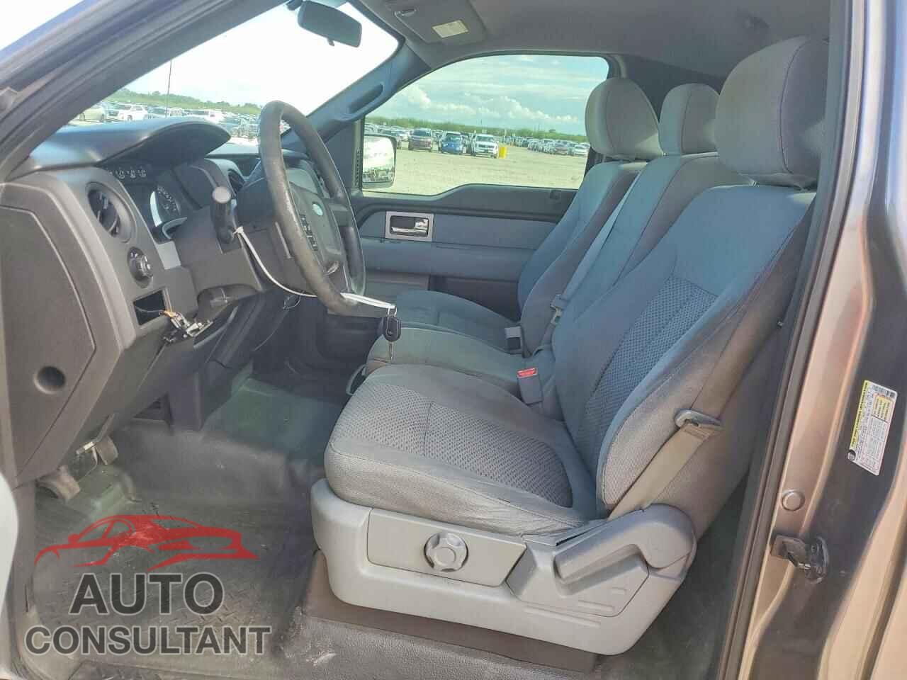FORD F150 2011 - 1FTMF1CM9BFB97657