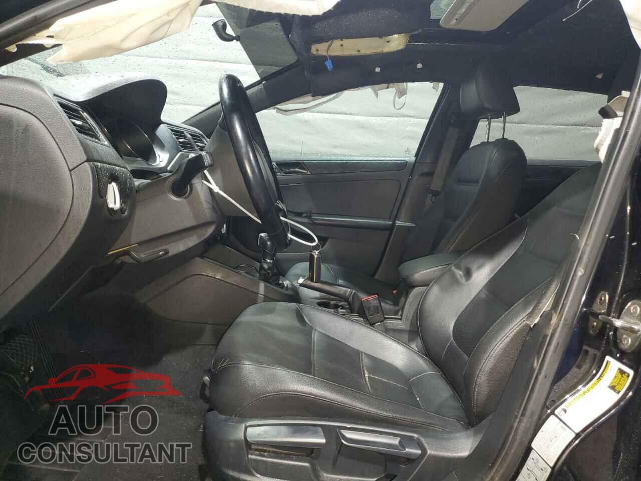 VOLKSWAGEN JETTA 2017 - 3VWDB7AJ7HM370170