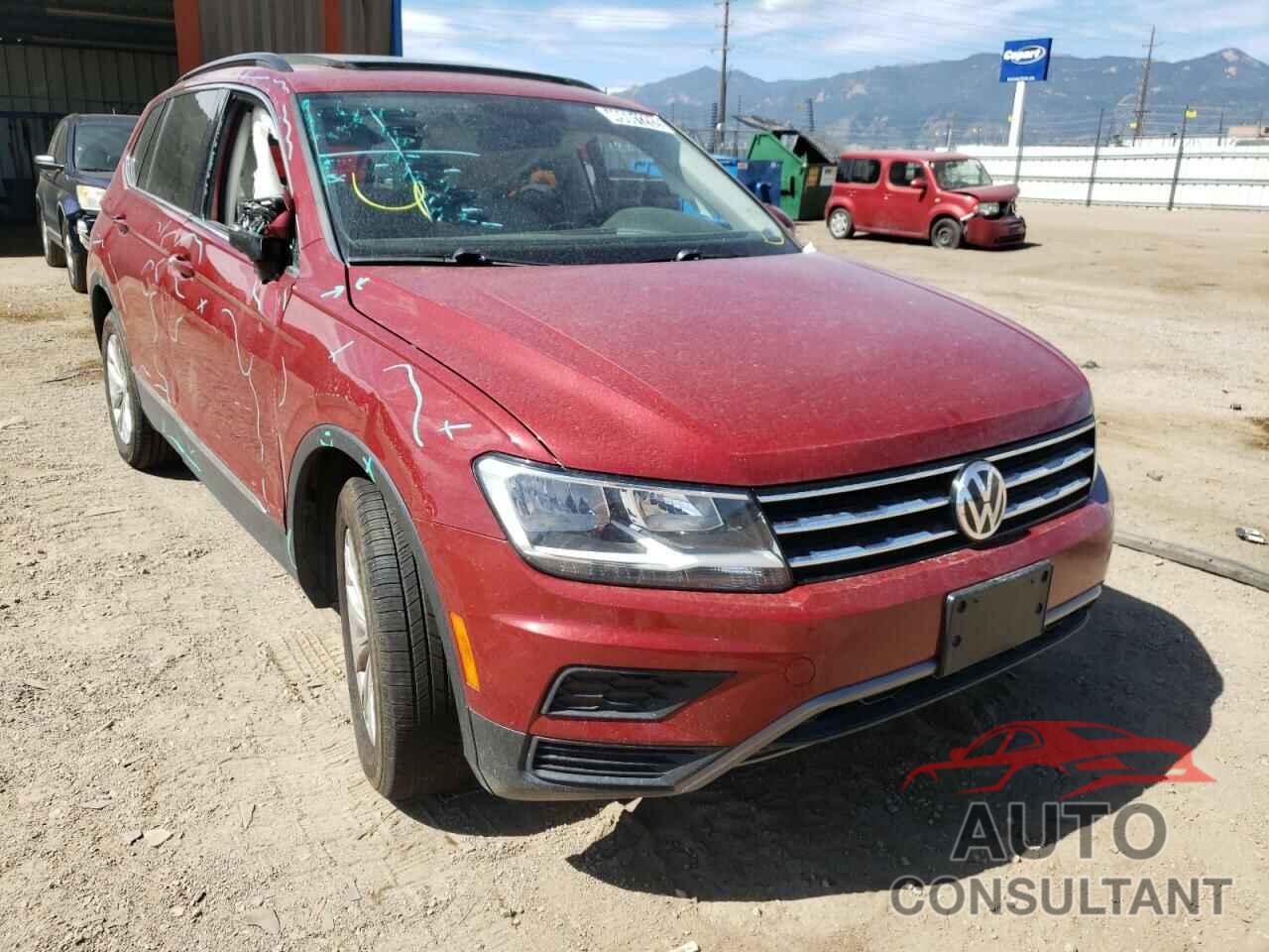 VOLKSWAGEN TIGUAN 2018 - 3VV2B7AX9JM047034