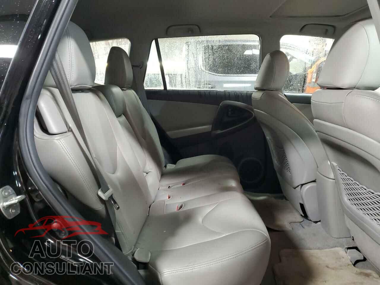 TOYOTA RAV4 2012 - 2T3BF4DV8CW267777
