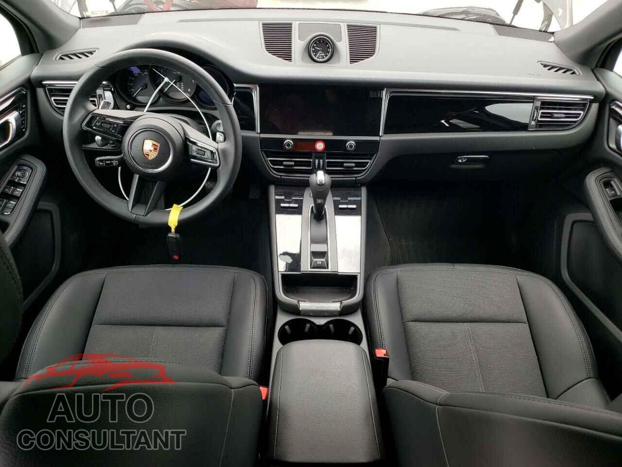 PORSCHE MACAN BASE 2024 - WP1AA2A52RLB02367