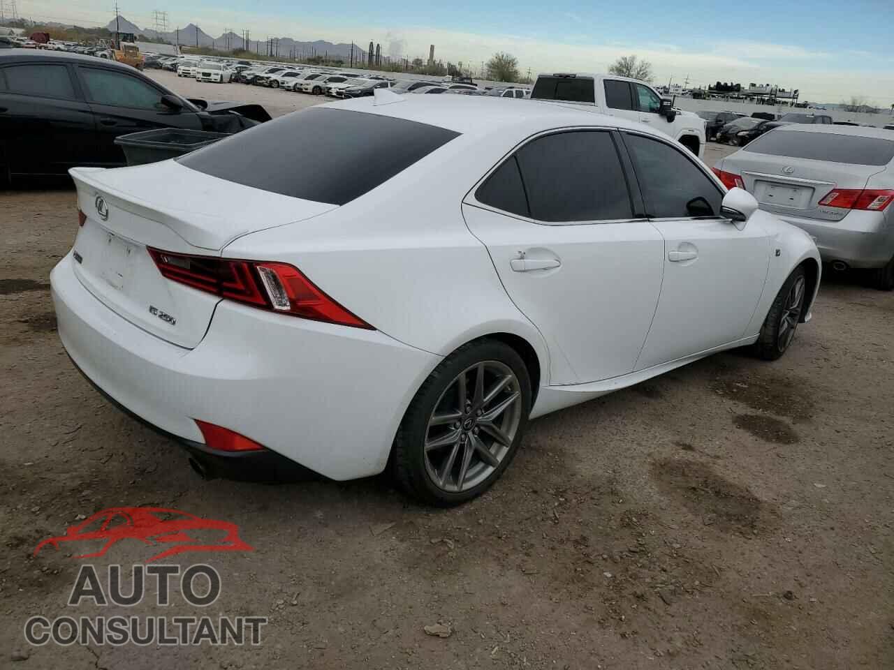 LEXUS IS 2015 - JTHBF1D21F5056421