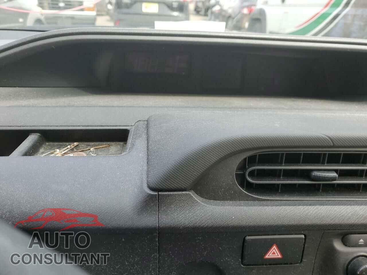 TOYOTA PRIUS 2012 - JTDKDTB36C1022766