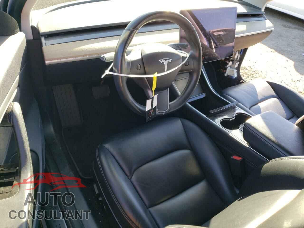 TESLA MODEL 3 2019 - 5YJ3E1EB9KF389966