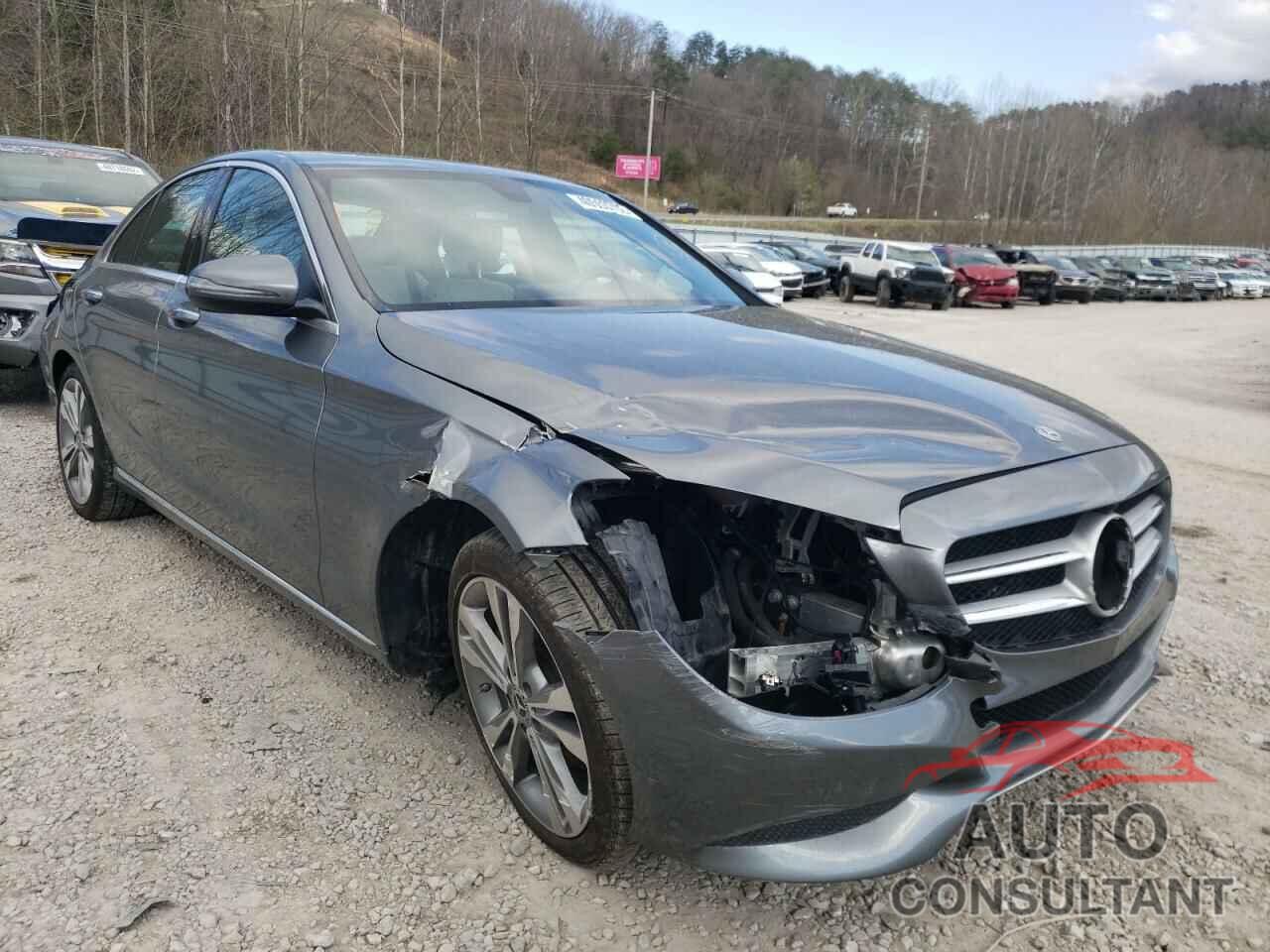MERCEDES-BENZ C-CLASS 2018 - 55SWF4JB1JU249201