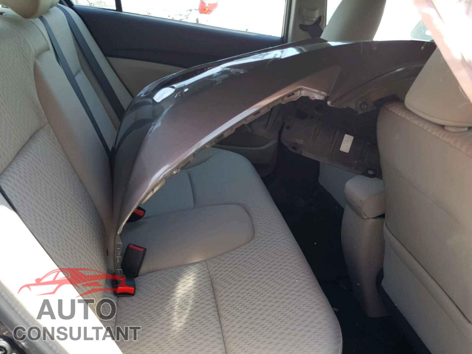 HONDA CIVIC LX 2015 - 19XFB2F56FE700642