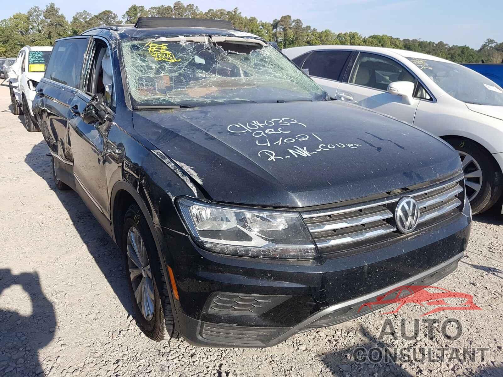 VOLKSWAGEN TIGUAN 2018 - 3VV3B7AX6JM172125