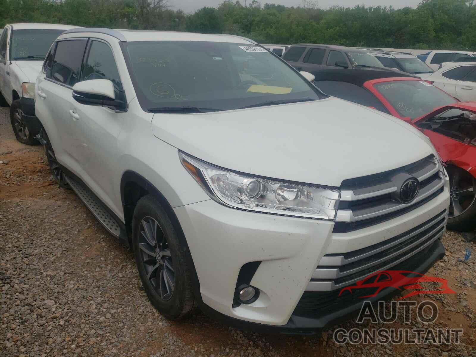 TOYOTA HIGHLANDER 2019 - 5TDKZRFHXKS321933