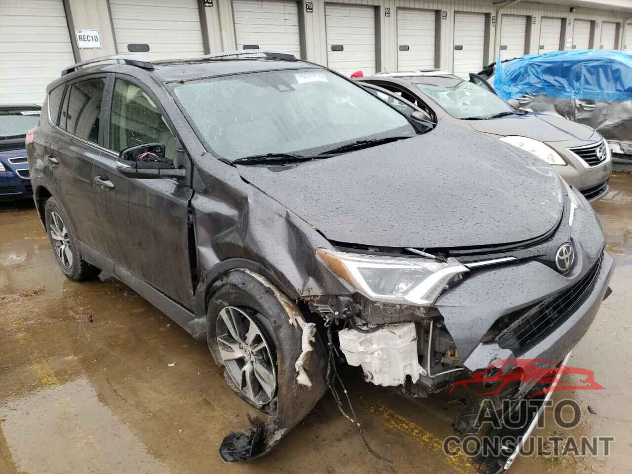 TOYOTA RAV4 2017 - JTMWFREV2HJ121166