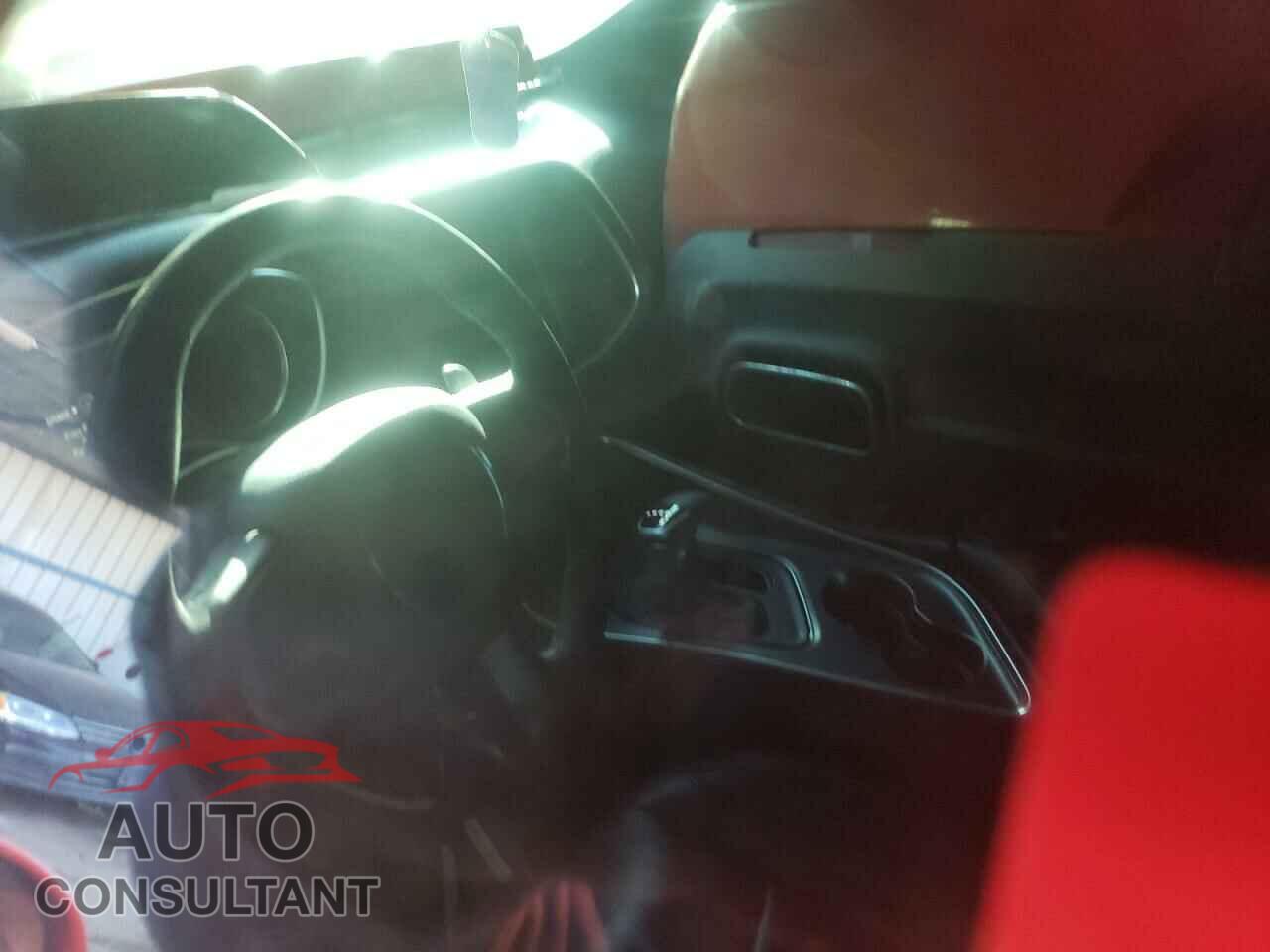 DODGE CHALLENGER 2018 - 2C3CDZGG0JH178999
