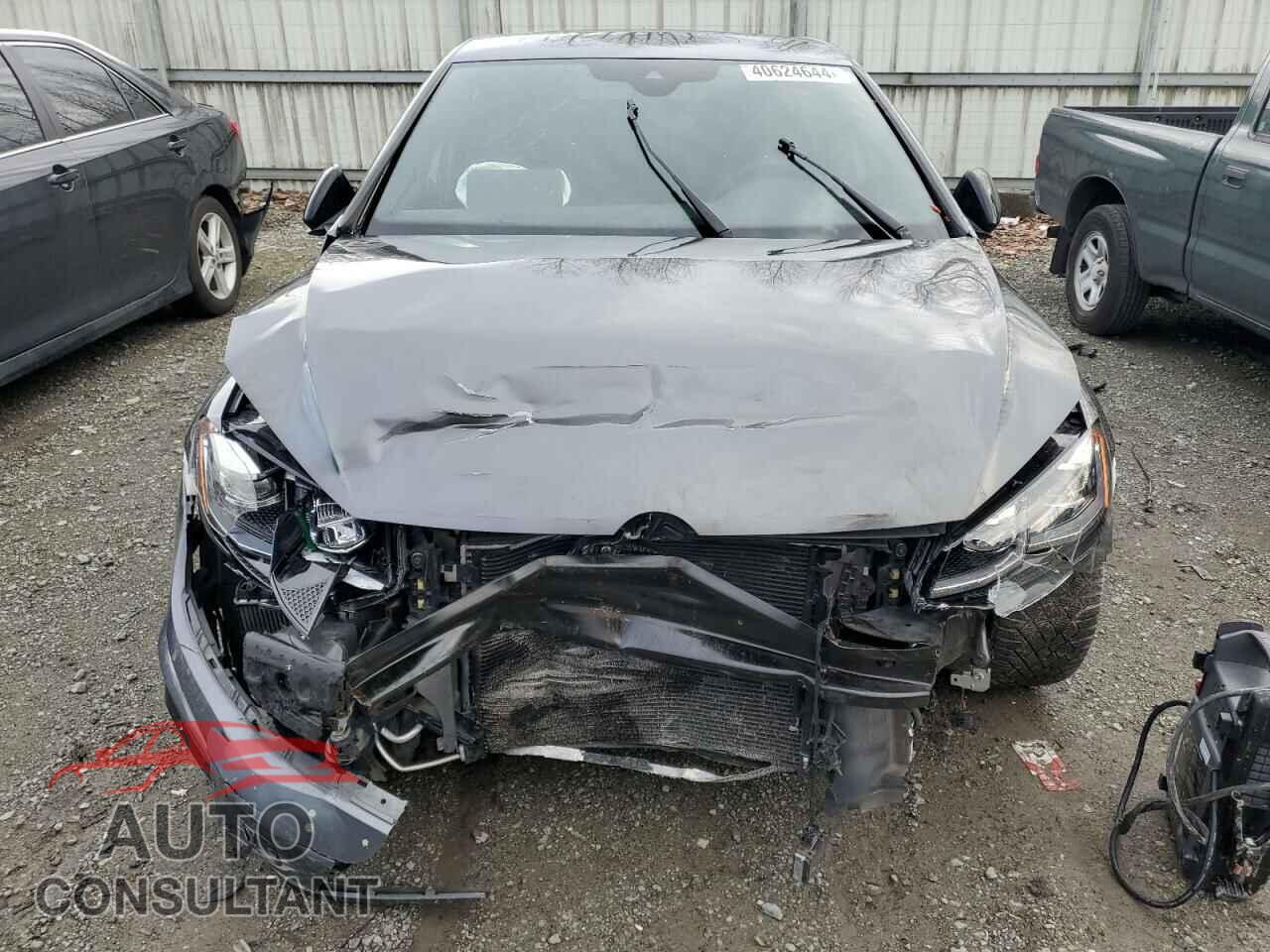 VOLKSWAGEN GOLF 2018 - WVWWF7AUXJW235930