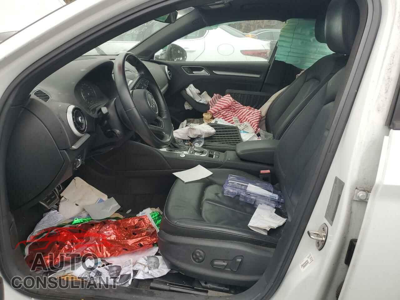 AUDI A3 2017 - WAUAUGFF0H1027196