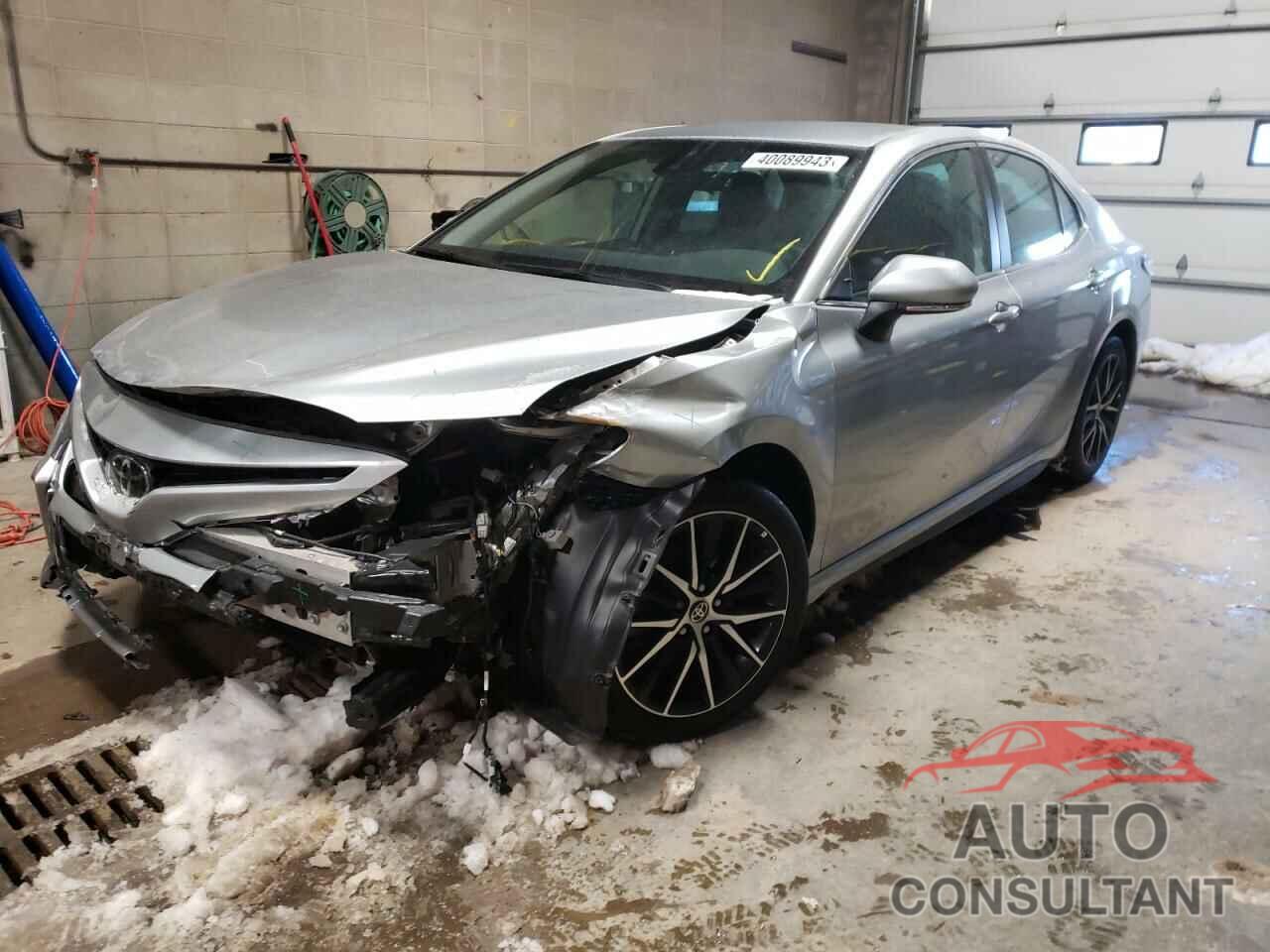 TOYOTA CAMRY 2022 - 4T1G11AK7NU645984