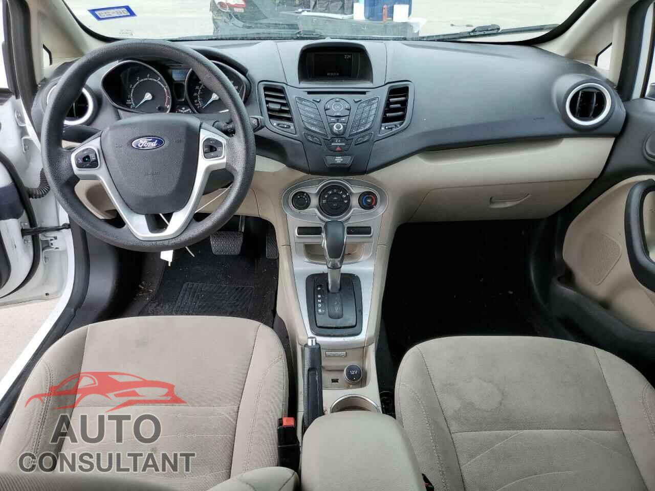 FORD FIESTA 2018 - 3FADP4EJ0JM122285