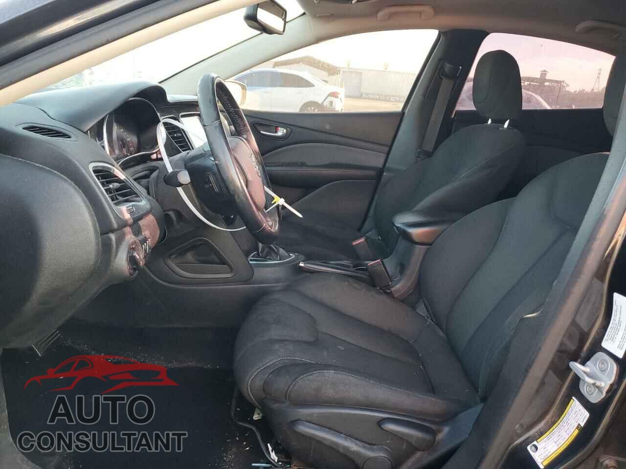 DODGE DART 2013 - 1C3CDFBAXDD292544