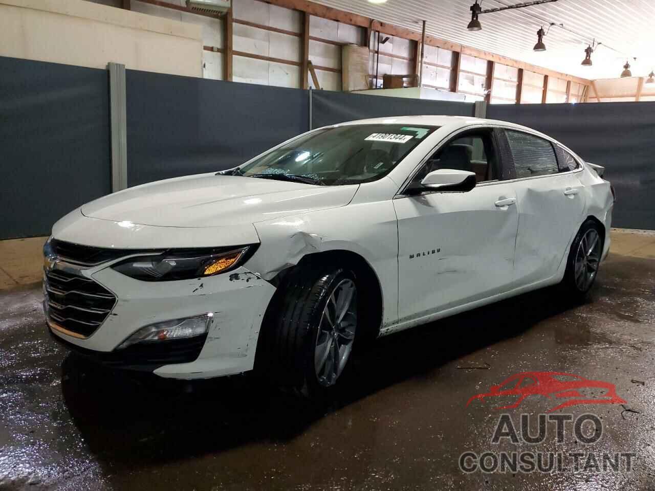 CHEVROLET MALIBU 2022 - 1G1ZD5ST1NF137459