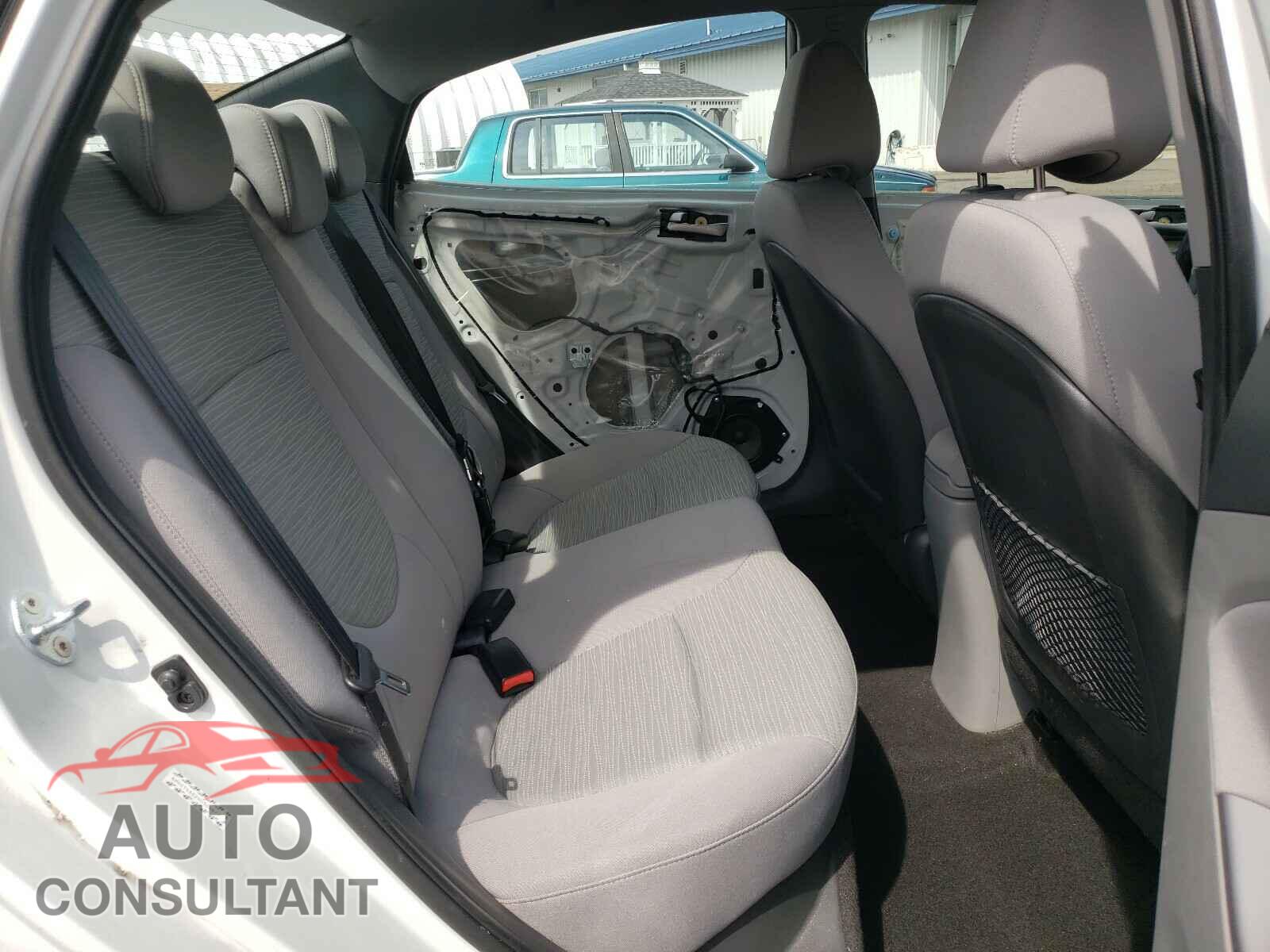 HYUNDAI ACCENT 2017 - KMHCT4AE2HU364877
