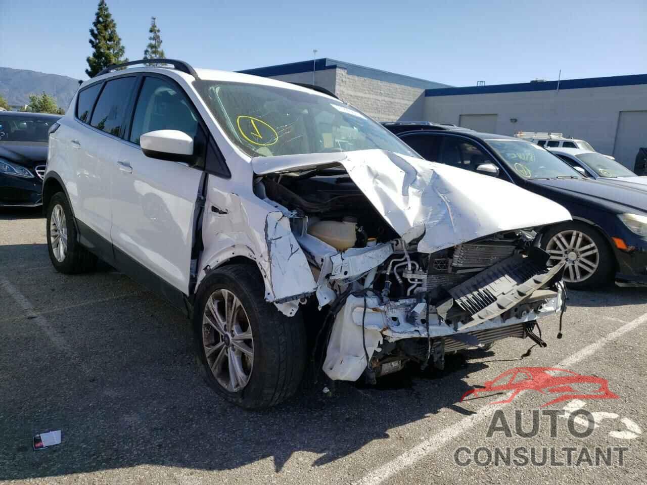 FORD ESCAPE 2018 - 1FMCU0G95JUC38521