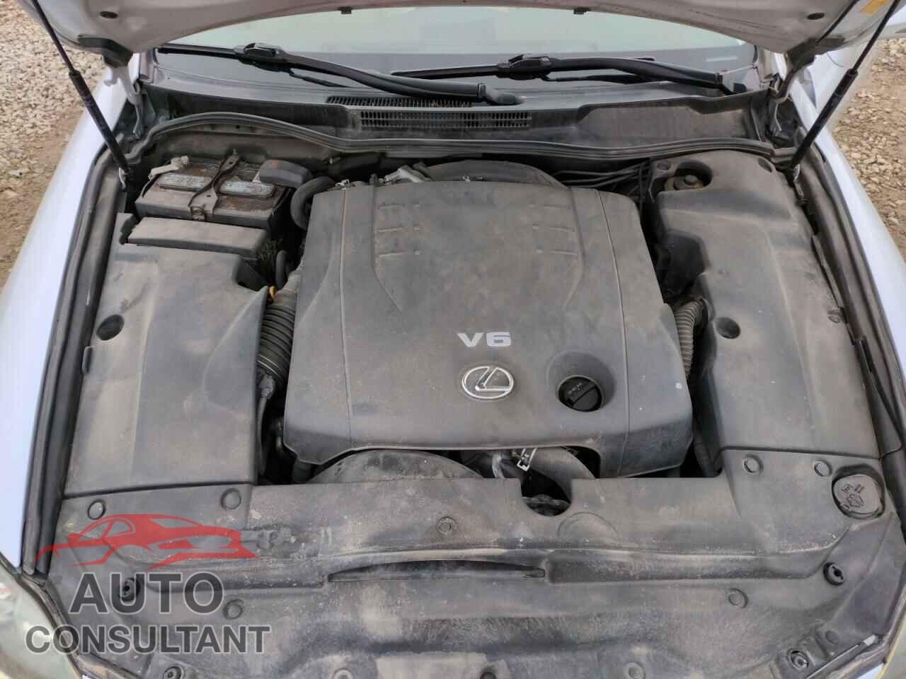 LEXUS IS 2011 - JTHCF5C25B5050595
