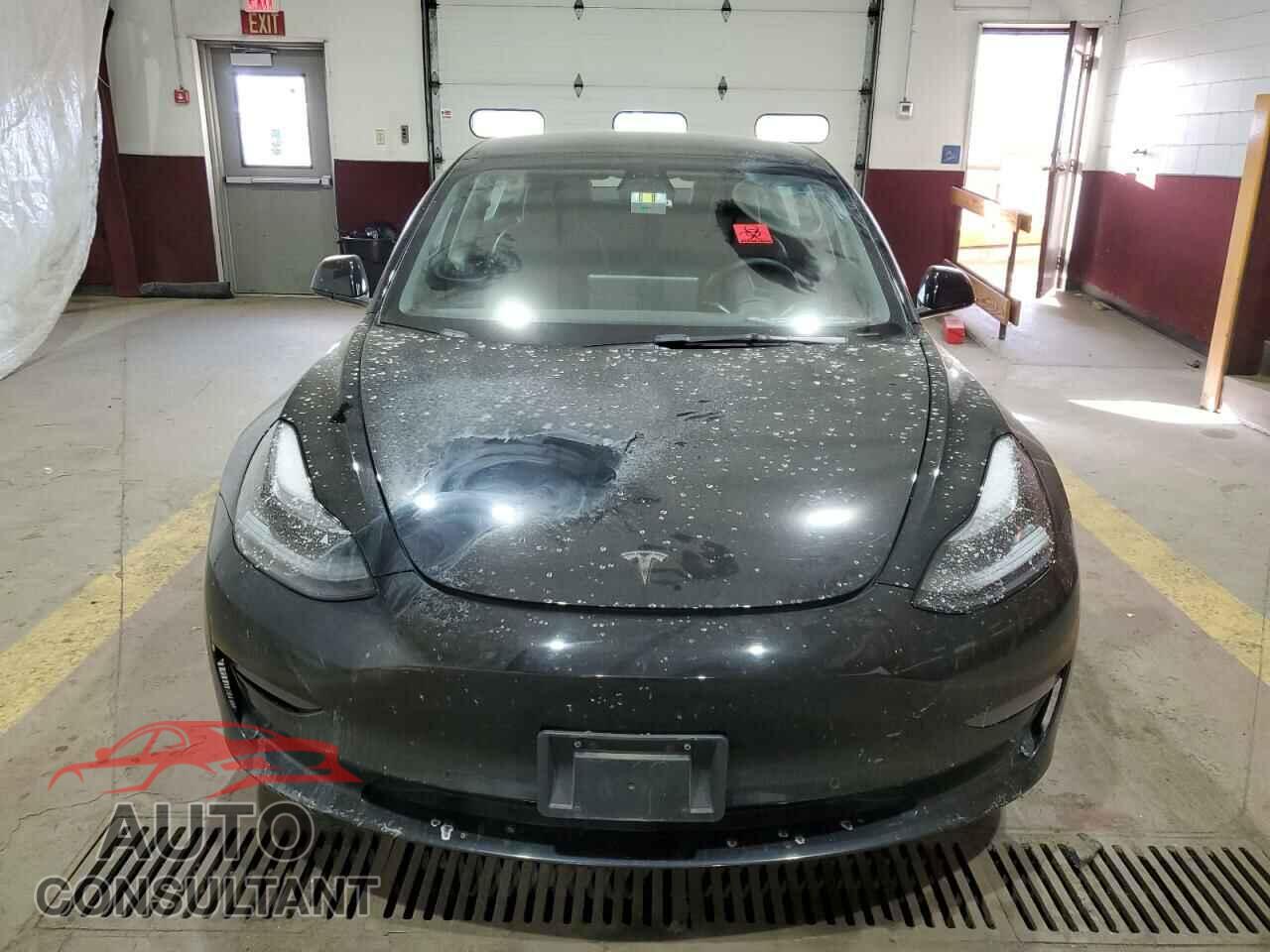 TESLA MODEL 3 2022 - 5YJ3E1EA8NF286579
