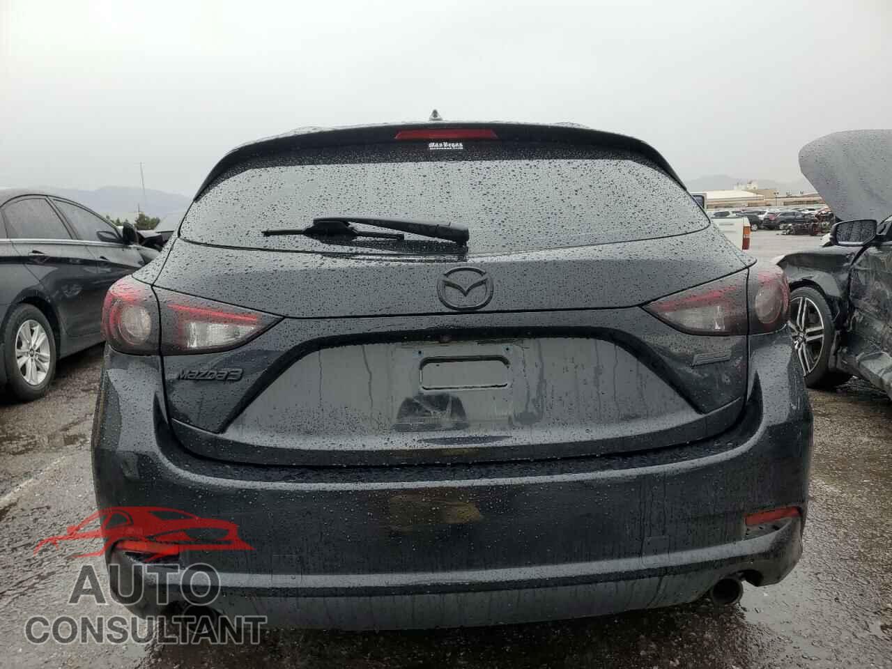 MAZDA 3 2017 - 3MZBN1L77HM123907