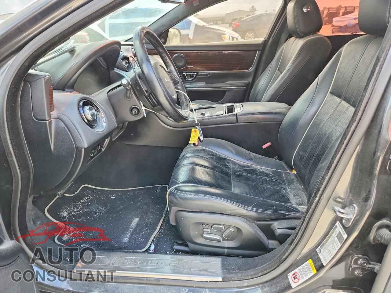 JAGUAR XJ 2014 - SAJWA2GZ7E8V64357