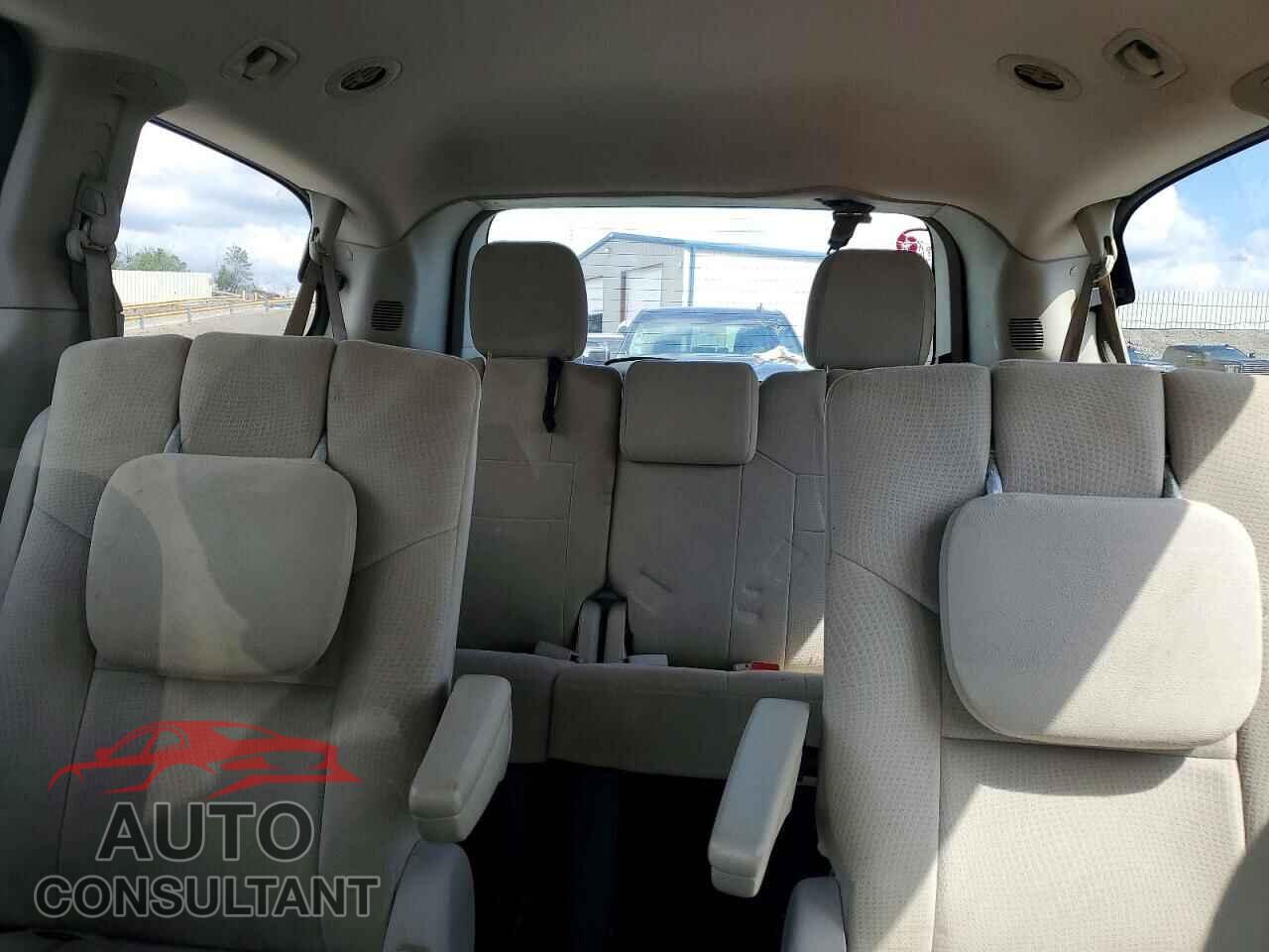 DODGE CARAVAN 2011 - 2D4RN4DG7BR618693