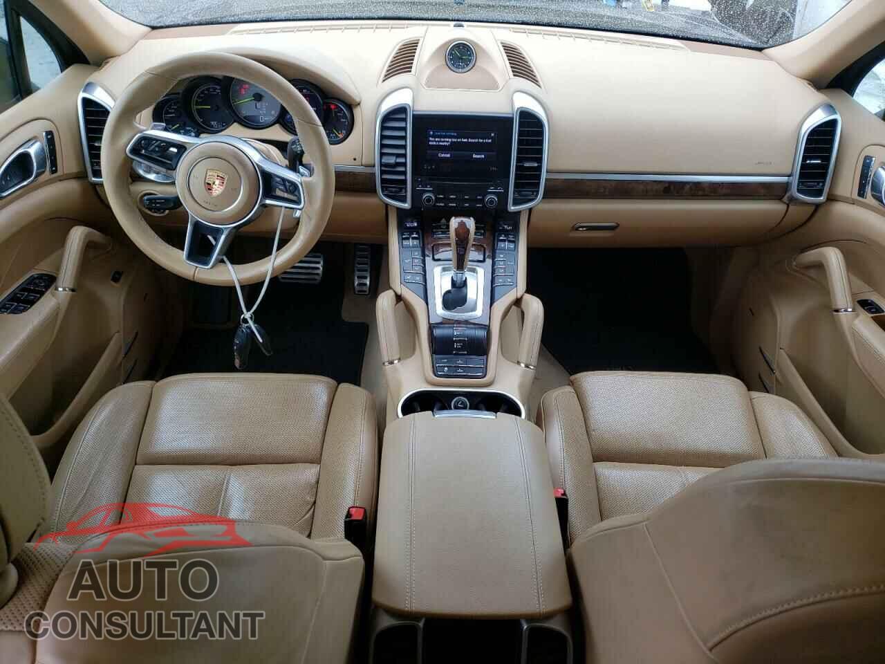 PORSCHE CAYENNE 2017 - WP1AE2A26HLA71472
