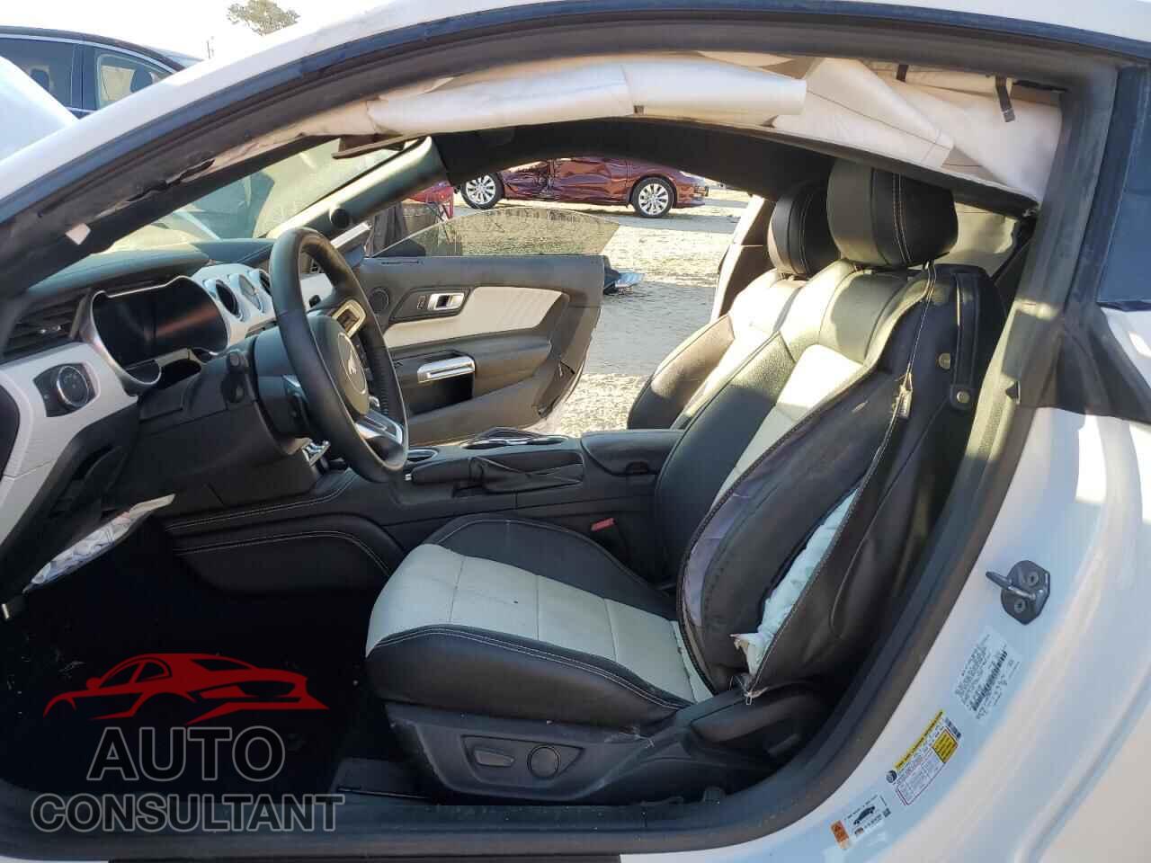 FORD MUSTANG 2022 - 1FA6P8CF2N5127577