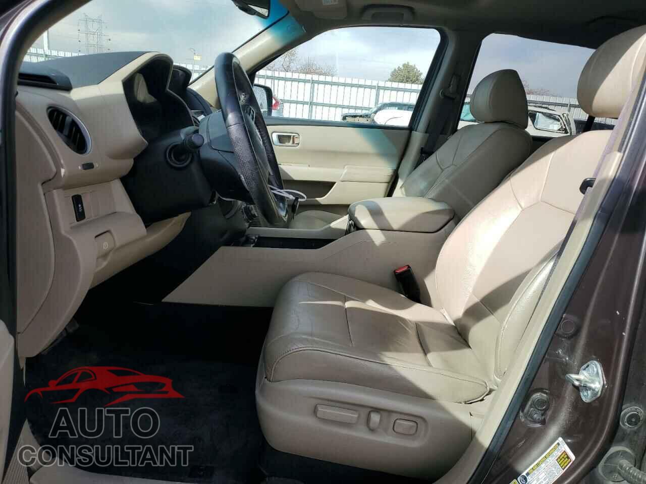 HONDA PILOT 2013 - 5FNYF4H7XDB005062
