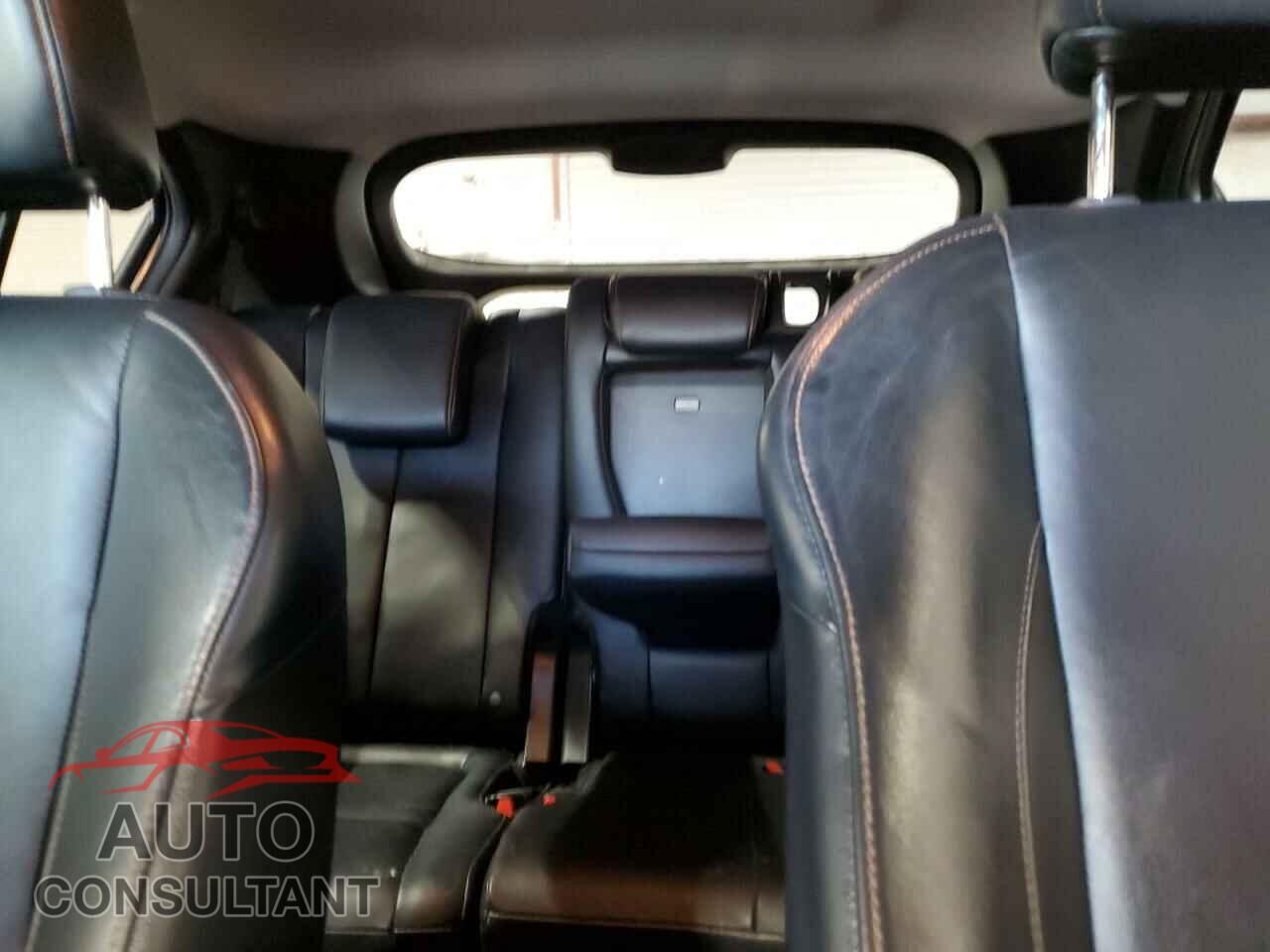 MITSUBISHI ECLIPSE 2018 - JA4AT5AA1JZ067892