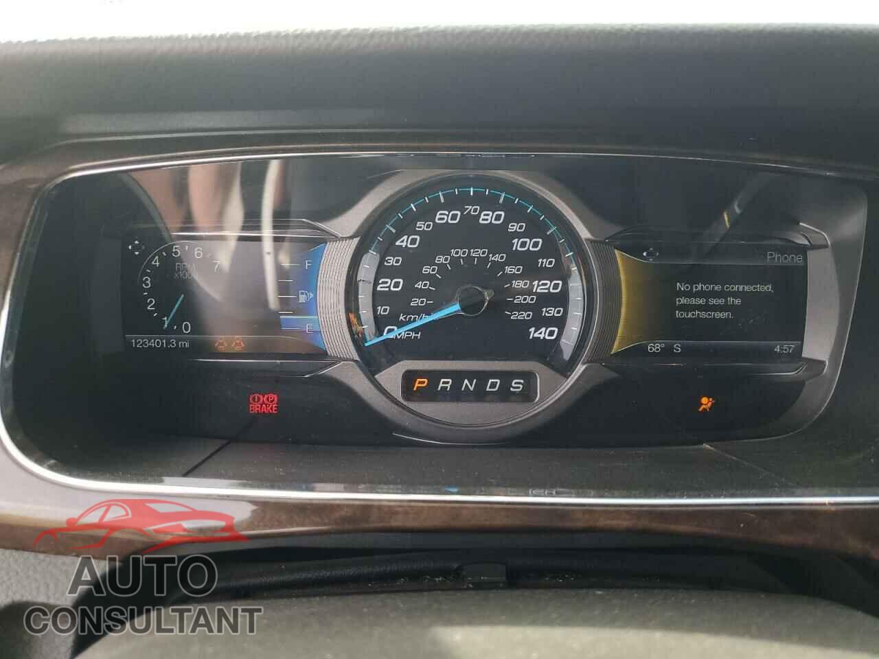 FORD TAURUS 2017 - 1FAHP2F89HG129130