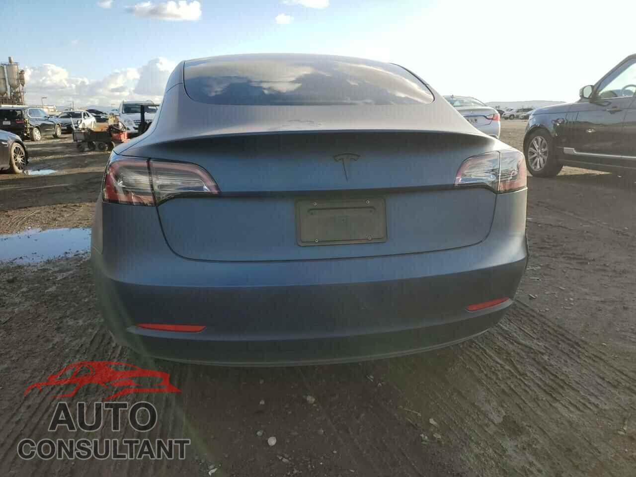 TESLA MODEL 3 2021 - 5YJ3E1EB4MF939013
