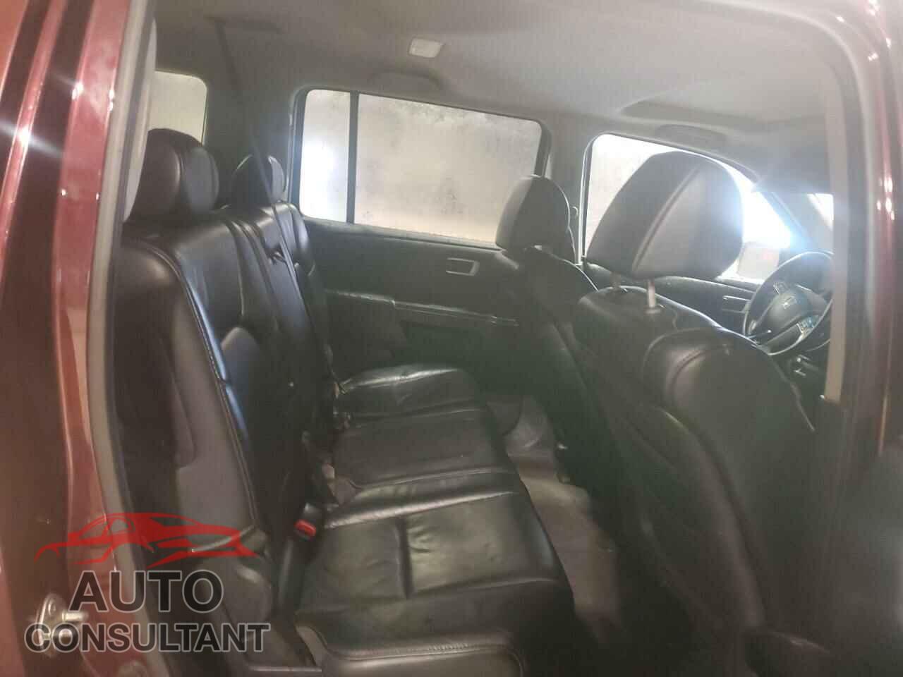 HONDA PILOT 2011 - 5FNYF4H55BB088654