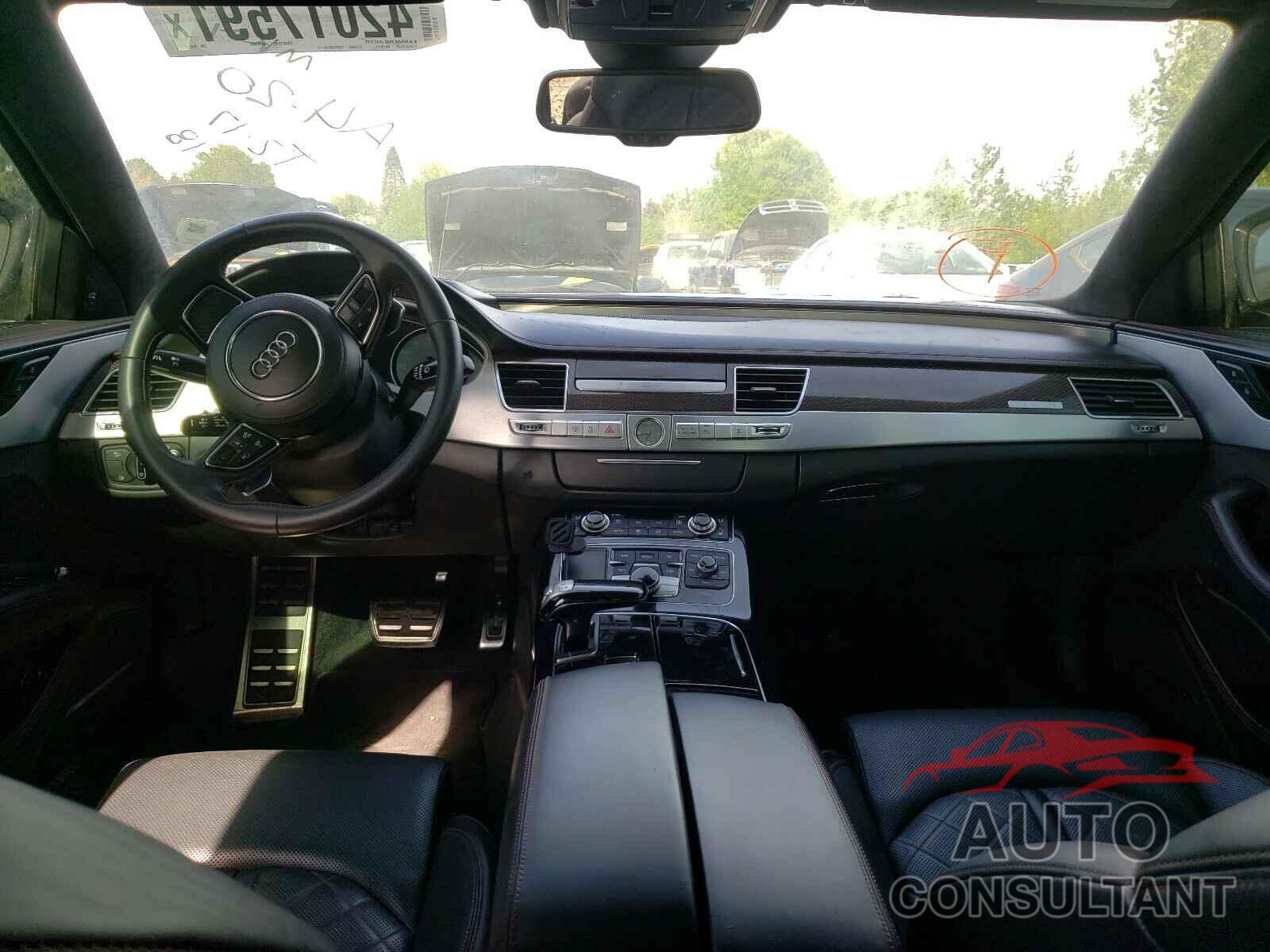 AUDI S8 2017 - WUAJ5AFD1HN900753