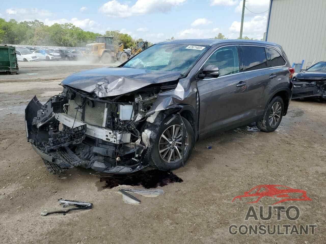 TOYOTA HIGHLANDER 2019 - 5TDJZRFH6KS589678