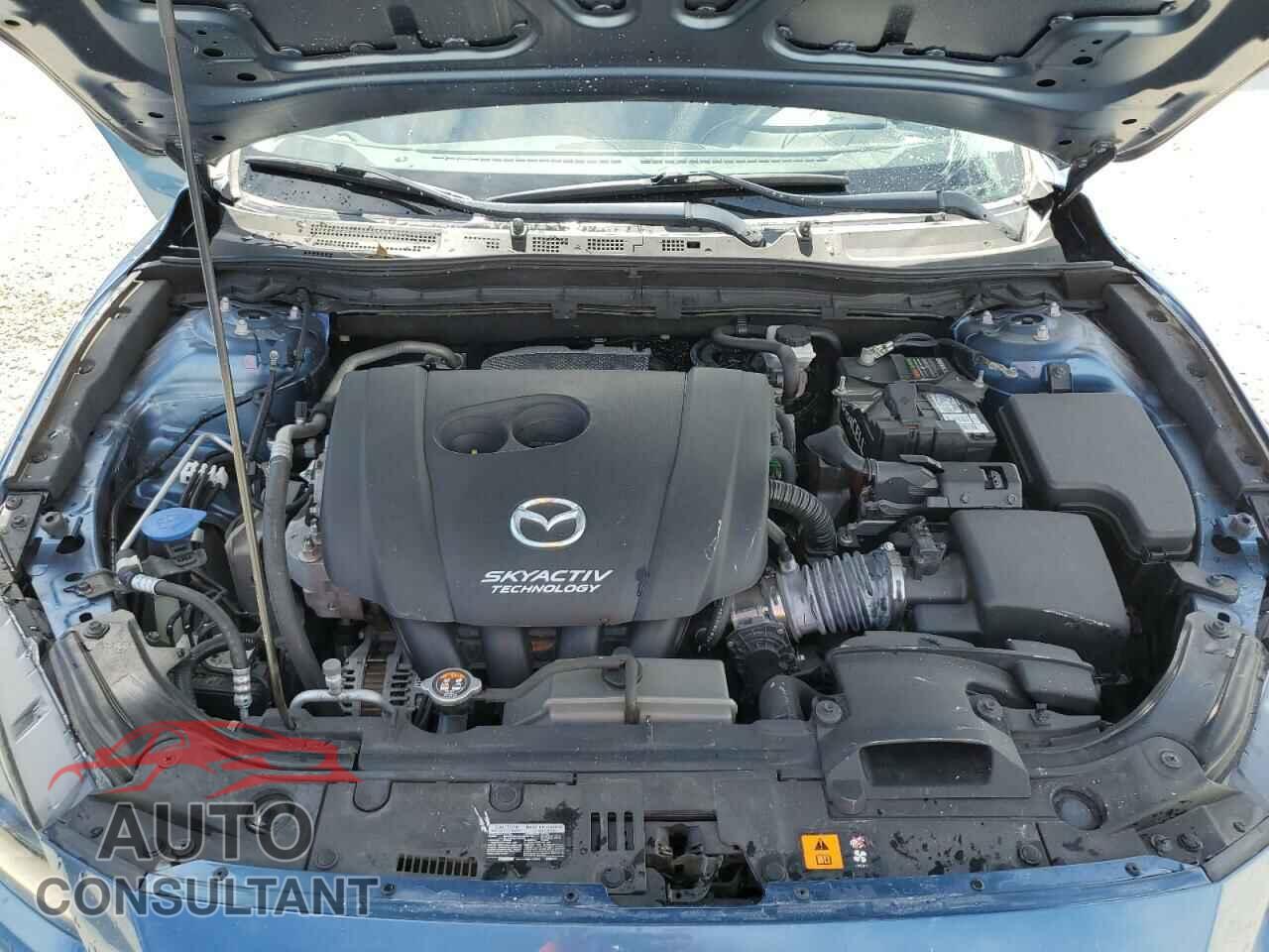 MAZDA 3 2018 - 3MZBN1V34JM251263