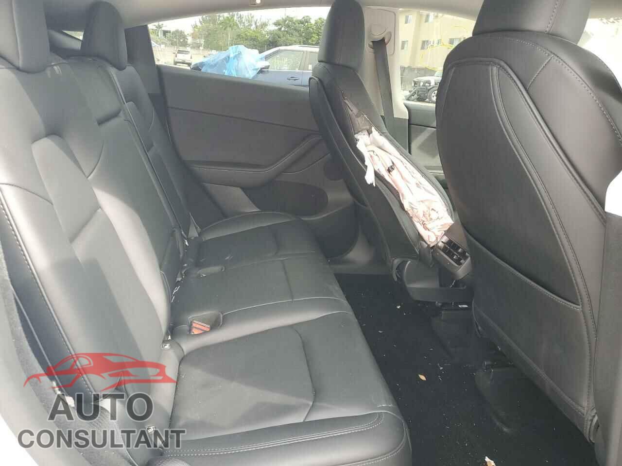 TESLA MODEL Y 2023 - 7SAYGDEEXPF788097
